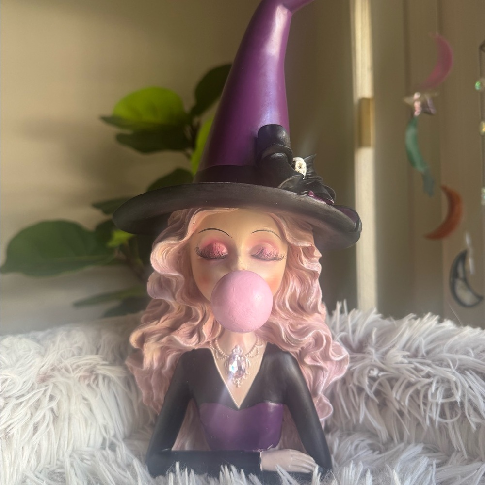 Viral Pink hair witch blowing bubble gum with eye lashes figurine
